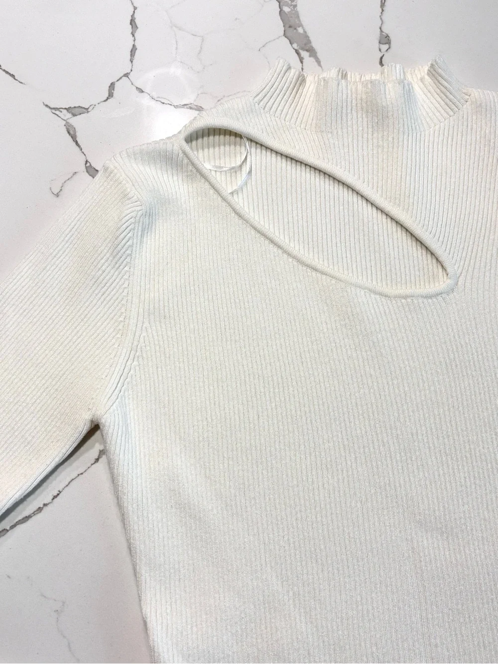 EESome White Ribbed Mock Turtleneck Sweater with Asymmetric Cutout Viscose Small